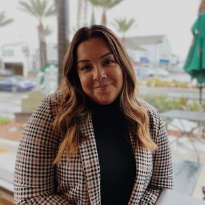 Meet your Posher, Maria camila